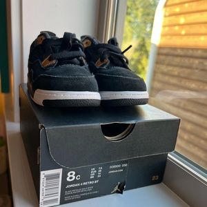 Jordan 4 Retro BT- black, size 8, gently used! Rare find!